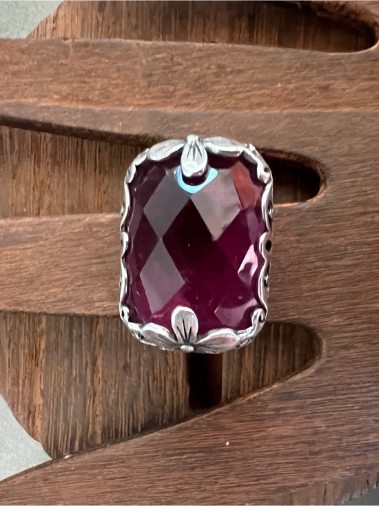 Silpada Jewelry - Silpada Sterling Silver Berry-Licuous Statement Ring Pink Glass Faceted R2306